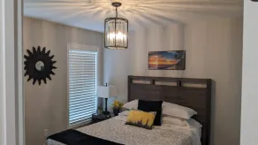 3 Bedroom 2.5 Bath Townhouse - Image 4