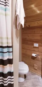 Fantastisk udsigt over Lake Chelan! Unikt \"Treehouse\" kabine med 2 soveværelser og 1 bad - Image 2