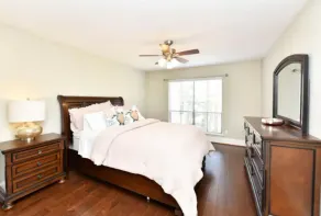 PRIVATE CONDO NEAR DOWNTOWN  - Image 4