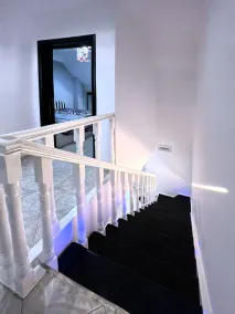 Appartamento duplex di lusso con 2 camere da letto in Sintria Court Premium - Image 3