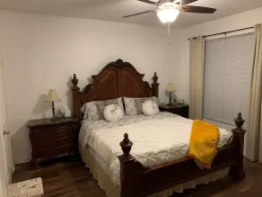 An oasis of serenity: secluded 1BR w/ King Bed, Free parking, Free Gym, Pool - Image 5