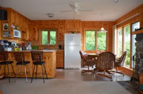 To Lakefront Cabins, en pris - Image 3