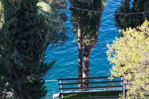 Dubrovnik Private Beach and Pool Charming Seafront Villa For 10 - Image 2