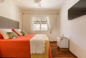 Beach House Exclusive - Image 5