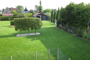 Beautiful b&b/ vacation home located on a large garden surrounded by water. - Image 5