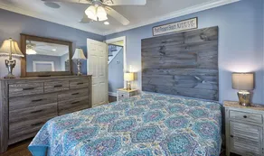 NEW POOL / 5BR House in a great location. Amazing backyard and parking! - Image 5