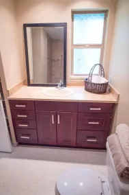 Grande maison de retraite dans un cul de sac tranquille! - Image 5