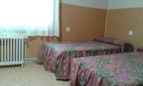 Spacious villa sleeps 20, swimming pool, tennis court, mini-golf course, garden, barbecue,... - Image 5
