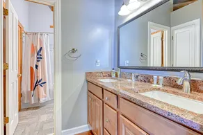 Huge lakefront home with A/C, sunroom, boat ramp, WIFI,game room, deck, & kayaks - Image 2