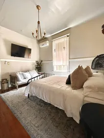 Historic 1BR Free Parking Shared Lounge - Image 5