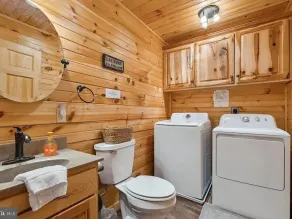 Luxury Cabin mins to Raystown Lake; Firepit, Basketball Court, Arcade - Image 5