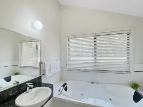 Glengarriff Townhouse 3 - Image 3
