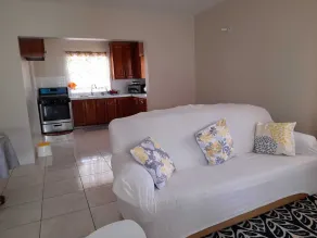 Relax in the hills of St. Ann - 20 minutes from the beach! - Image 5
