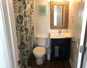 Amazing Location and Renovated! 2nd Row - Across from Beach Access - Image 4