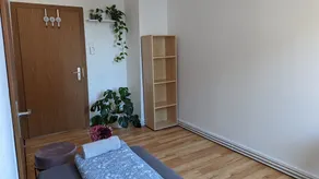 3 Bed Flat - Sleeps 6 - Pets - Parking - Wifi - Image 2