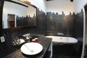 Casa de vila com piscina em uma das mais belas aldeias da França - Image 2