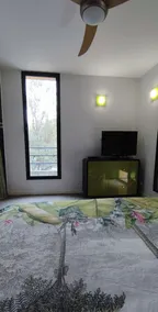 Contemporary villa in Le Barroux overlooking Mont Ventoux - Image 2