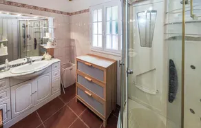 Beautiful Home In Ferrières-Poussarou - Image 2
