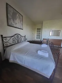 THE HOUSE OF VINCENZA - Image 5