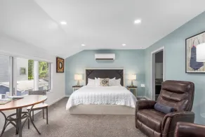 Waterfront Unit w/ Great River Views! Welcome to the Star Studio at Paddlewheel Properties! Located along the Kalamazoo River, Downtown Saugatuck! - Image 4