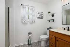 2min walk Downtown - Outdoor Patio - Pet Friendly - Image 2