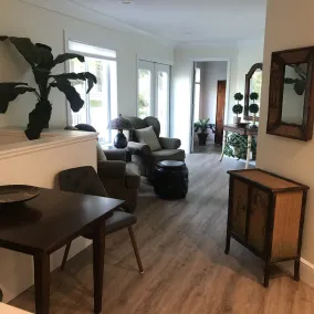 Lakeside Paradise - BRAND NEW - Image 5
