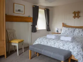 Ploughman's Cottage - Image 5