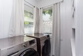 TWO BEDROOM APARTMENT ON FIRST FLOOR ON A DUPLEX - Image 3