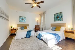 4BR Griffin Home | Walk Downtown | Large Driveway - Image 4
