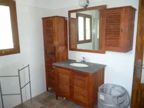 House, adskilt mellem havet og bjergene - Image 3