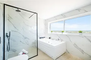 Spacious Villa: Jacuzzi, Cinema & Heatable Pool - Image 2