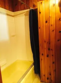 Comfortable House With Kitchen On The Chena River. Family Friendly. - Image 3