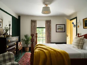 The Ell, a Historic, Luxurious 2 bed, 2 bath Private Suite in Lovell - Image 4
