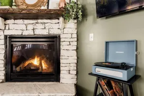 The Moondance Cabin by Lightfoot Stays Vacation Rentals - Image 5