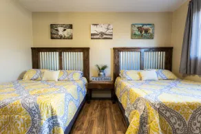 Vieille ville! - 24 personnes!- Entertain Dist + Pool + Fire Pit + BBQ + Bars + Shopping - Image 5
