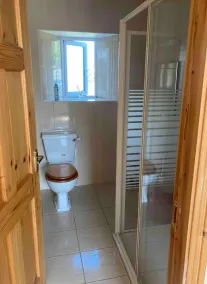 Cosy Kilkenny Apartment With 2 Bedrooms - Image 2