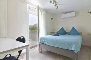 Quiet 2-bedroom house - Image 4