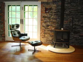 Historic, Converted Mill w/Beautiful Waterfall & Stream, 2 hr drive from NYC - Image 2