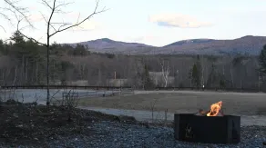 Smore's Cabin, beautiful mountain views - Image 2