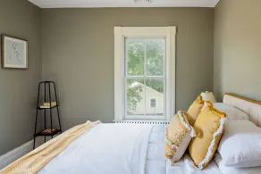 8 Min To Hudson! Newly Renovated Home w/ Yard - Image 5
