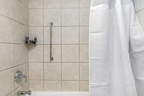 406 | Ski in/out + Ski Valet, 4 Season Pool & Spa! - Image 5