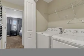 Amazing 4BDR with pool near Disney - 4914 - Image 4