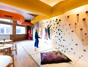 Living for Three in the Heart of Huez - Image 3