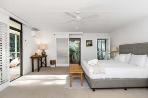 Jimmy's Beach House - Image 5