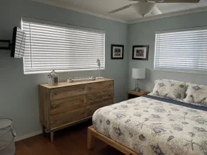 Schönes Ferienhaus in Islamorada am Kanal! Wifi, Kabel-TV und keine Treppe! - Image 5