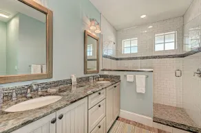 Blue Palm Paradise: Dog friendly, Pool, 3 Minute Walk to Beach by Anna Maria Life Vacation Rentals - Image 4
