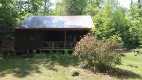Adirondack mt. retreat Lake Winslow Homer. Kayaks, Cornhole boards included. - Image 5