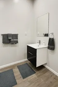 Cozy, and private apartment near Lake Shelbyville - Image 4