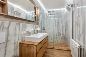 Apartamento 'Ferienwohnung Schluchsee Idylle' com Jardim Partilhado, Varanda e Wi-Fi - Image 2