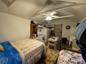 Cozy 12x24’ big charm small house on a quiet grain & cattle farm in the country! - Image 5